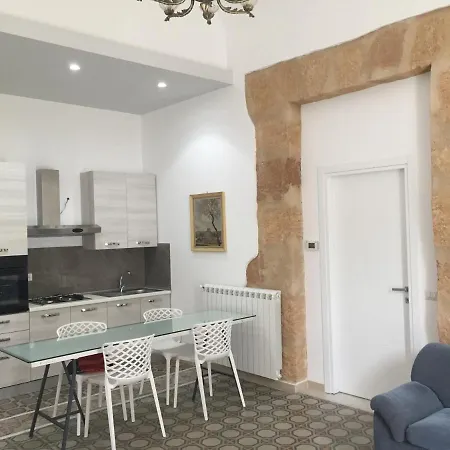 Palazzo Caratozzolo Apartment Agrigento