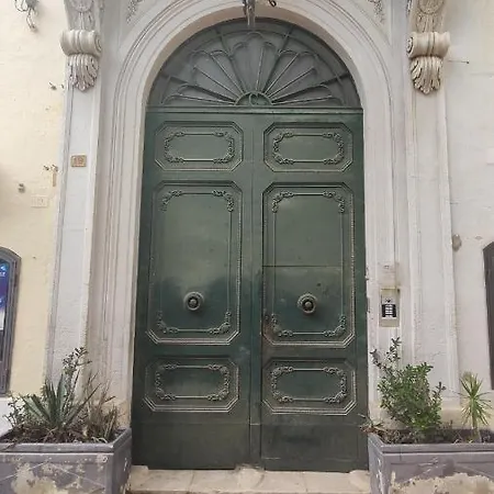 Apartment Palazzo Caratozzolo