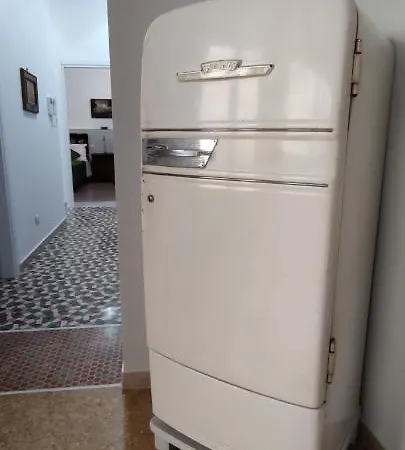 Palazzo Caratozzolo Apartment