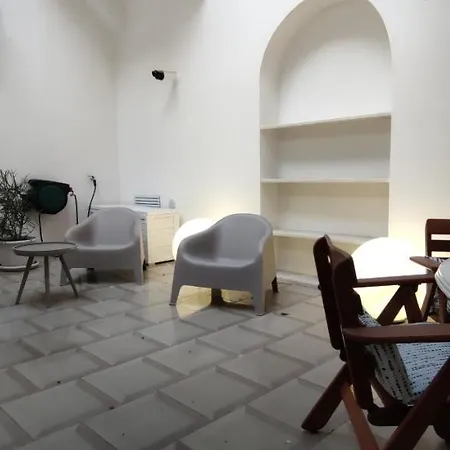 Apartment Palazzo Caratozzolo *