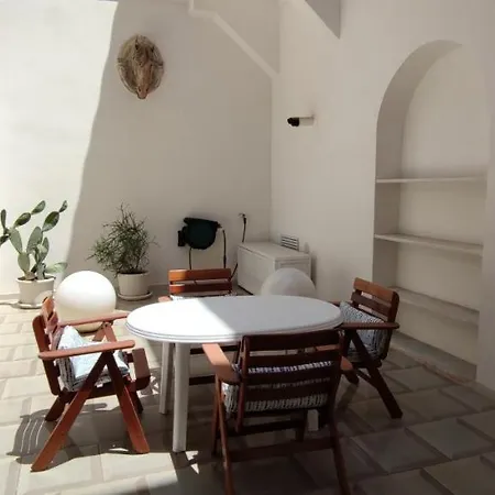 Palazzo Caratozzolo Apartment